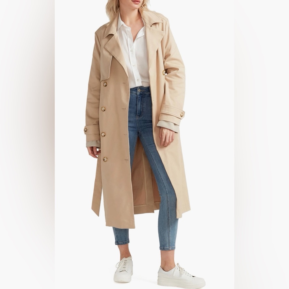 Belle & Bloom
Empirical Cotton
Trench Coat